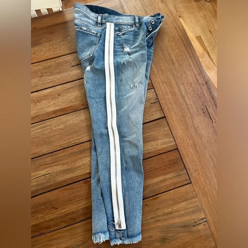 PISTOLA Women's Blue Jeans with White Stripe! Size 25